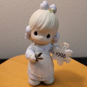 VTG Precious Moments, "He Covers The Earth With His Beauty", 1995, Enesco